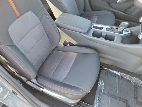 New 2025 Nissan Sentra SR image 14