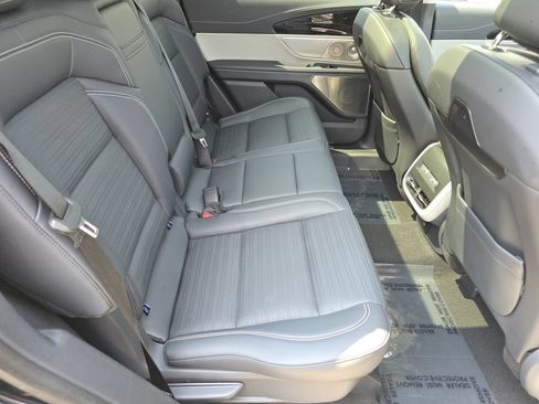Used 2025 Lincoln Nautilus Reserve AWD/4WD image 20