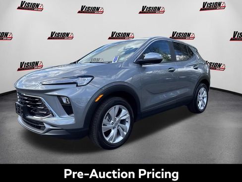 Used 2024 Buick Encore GX Preferred w/ Comfort Package AWD/4WD image 1