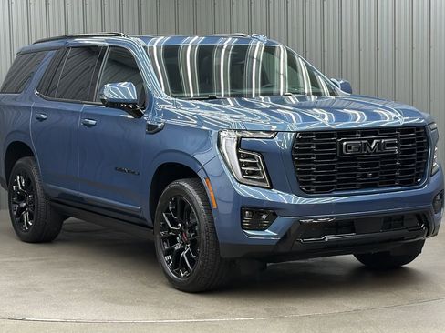 Used 2026 GMC Yukon Denali w/ Sun & Power Step Package image 7