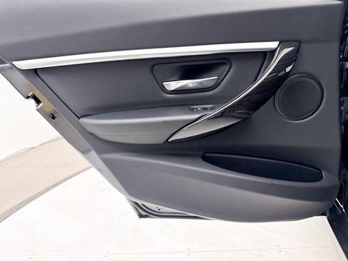 Used 2017 BMW 330i Sedan RWD image 28