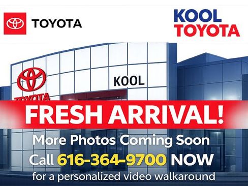 Used 2016 Toyota Prius Four FWD image 1