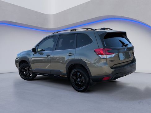 Used 2025 Subaru Forester Wilderness w/ Convenience Package image 9