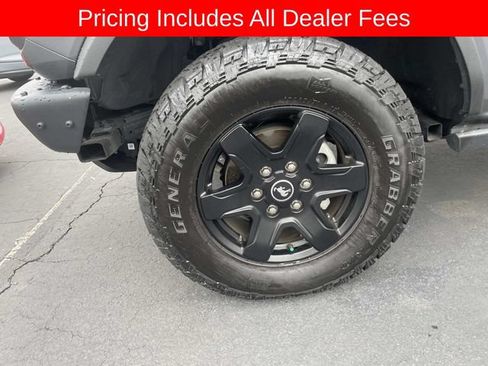 Used 2025 Ford Bronco Big Bend w/ Black Diamond Package AWD/4WD image 2
