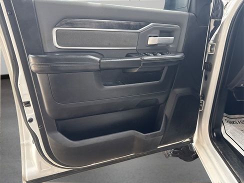 Used 2019 RAM 2500 Big Horn image 23