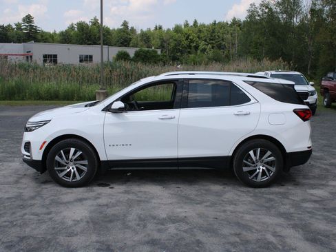 Used 2024 Chevrolet Equinox Premier AWD/4WD image 5