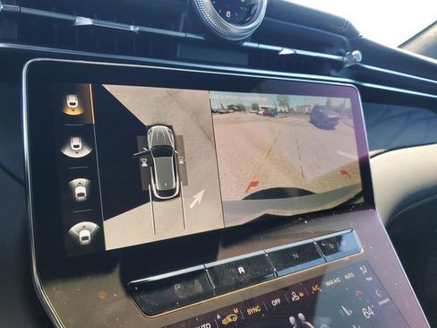 New 2024 Maserati Grecale GT image 25