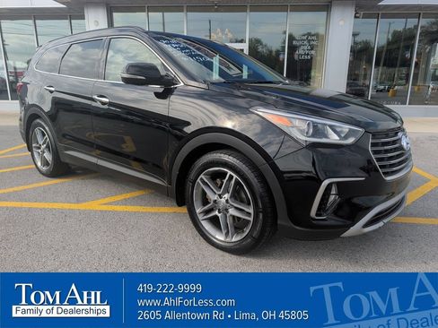 Used 2018 Hyundai Santa Fe AWD image 1