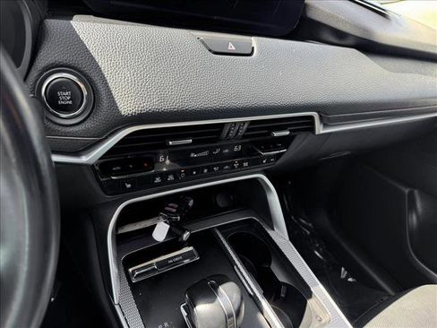 Used 2024 MAZDA CX-90 3.3 Turbo w/ Preferred Plus AWD/4WD image 17