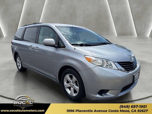 Used 2011 Toyota Sienna LE w/ Towing Pkg FWD image 7