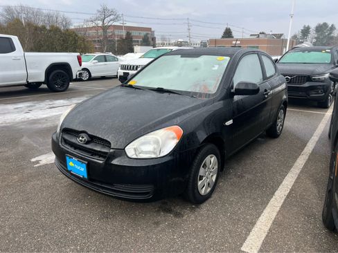 Used 2011 Hyundai Accent GS w/ Premium Pkg 3 image 4