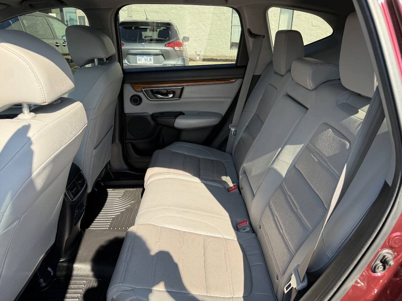 Used 2017 Honda CR-V Touring image 20