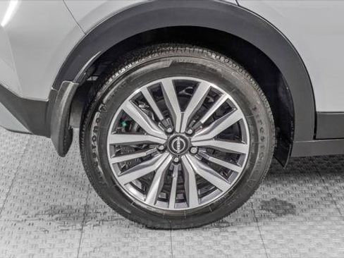 Used 2023 Nissan Kicks SV image 31