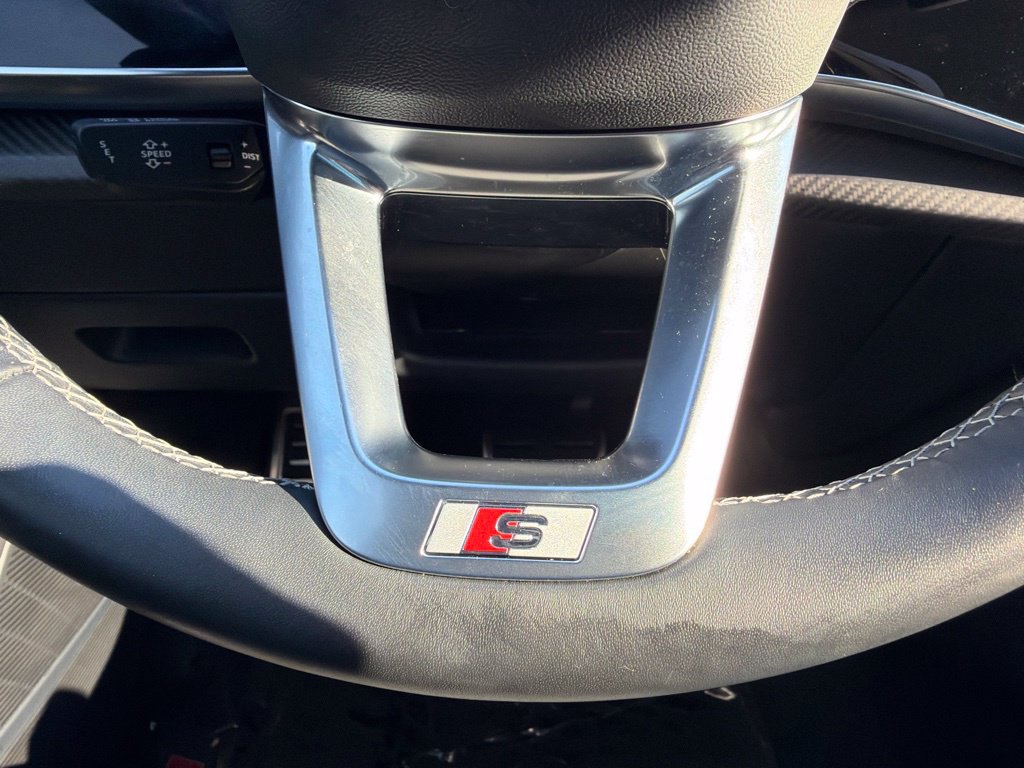 Used 2024 Audi SQ8 Prestige AWD/4WD image 31