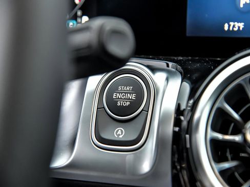 Certified 2025 Mercedes-Benz GLB 250 GLB 250 4MATIC image 18