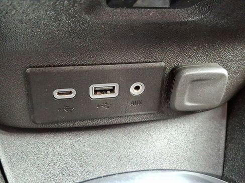 Used 2023 Chevrolet Malibu LT image 27