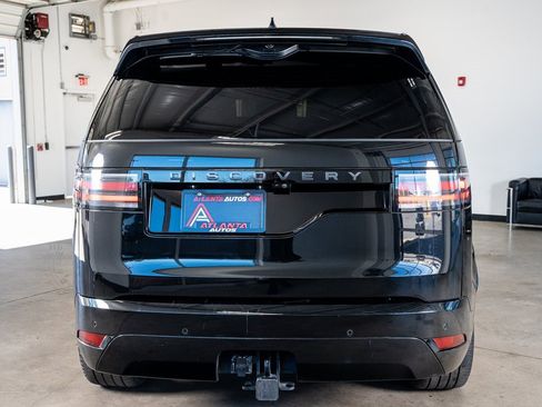 Used 2024 Land Rover Discovery Dynamic SE image 7