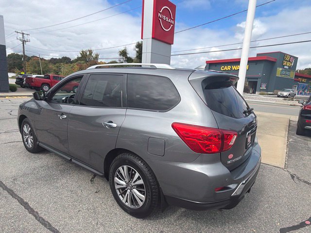 Used 2019 Nissan Pathfinder S AWD/4WD image 7
