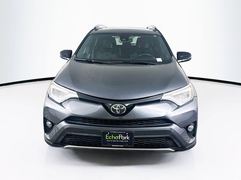 Used 2018 Toyota RAV4 SE w/ Power Extra Value Package image 2