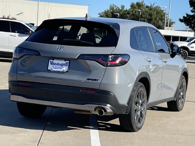 Used 2024 Honda HR-V Sport image 4