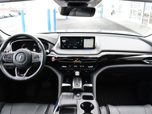 Used 2024 Acura MDX SH-AWD w/ Advance Package image 22