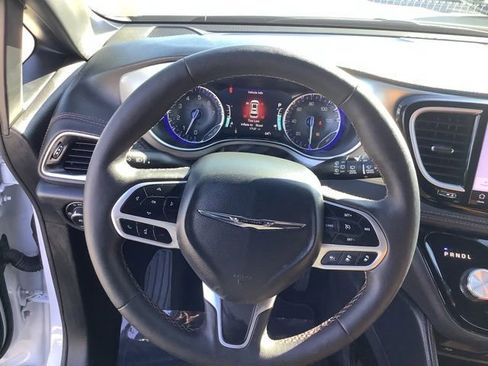 Used 2024 Chrysler Pacifica Pinnacle image 20