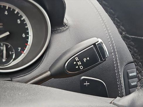 Used 2011 Mercedes-Benz GL 450 4MATIC image 12