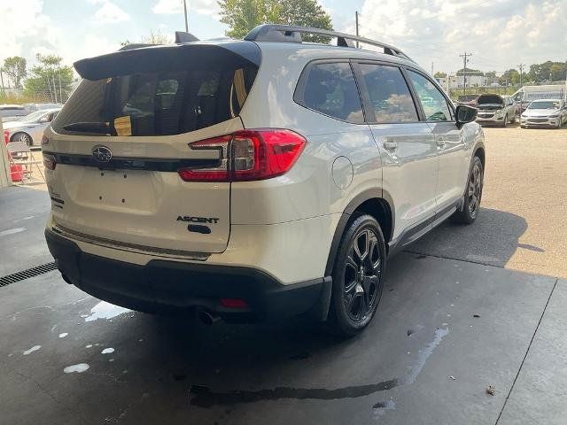 Used 2024 Subaru Ascent Onyx Edition AWD/4WD image 3