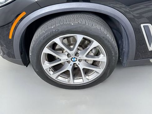 Used 2021 BMW X5 xDrive40i w/ Convenience Package image 32