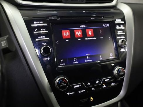 Used 2019 Nissan Murano SV image 21