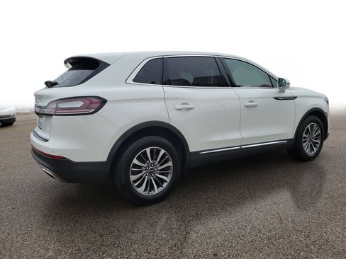 Used 2022 Lincoln Nautilus AWD w/ Premium Package image 4