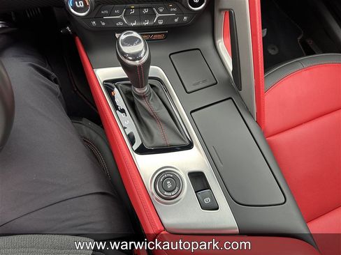 Used 2016 Chevrolet Corvette Z06 w/ 3LZ Preferred Equipment Group image 10