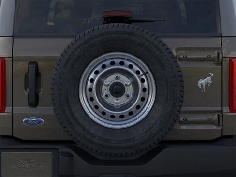 New 2025 Ford Bronco 2-Door image 24