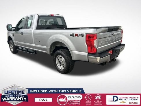 Used 2022 Ford F250 XL w/ Power Equipment Group AWD/4WD image 6