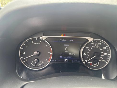 Used 2025 Nissan Altima 2.5 SV FWD image 18