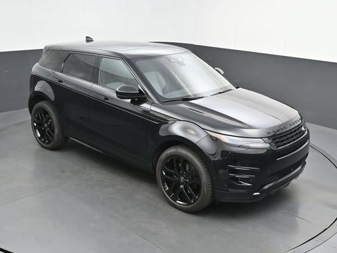 New 2026 Land Rover Range Rover Evoque Dynamic SE AWD/4WD image 32