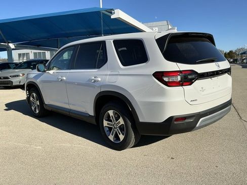 New 2025 Honda Pilot EX-L image 4