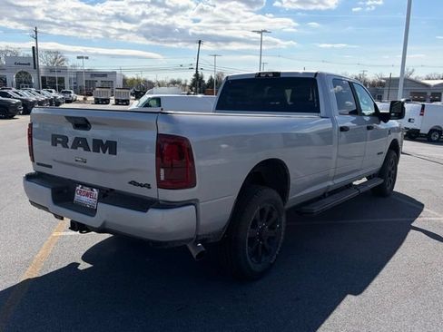 New 2026 RAM 3500 Big Horn AWD/4WD image 7