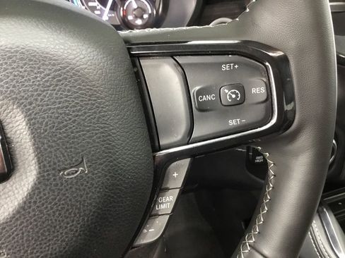 Used 2022 RAM 1500 Limited w/ Body-Colour Bumper Group image 16