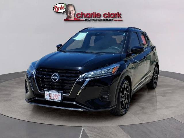 Certified 2024 Nissan Kicks SR FWD image 1