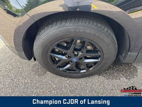 Used 2022 Ford Edge SEL image 23