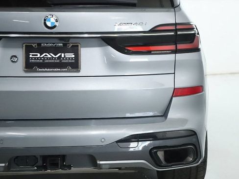 Used 2023 BMW X7 xDrive40i w/ M Sport Package AWD/4WD image 47