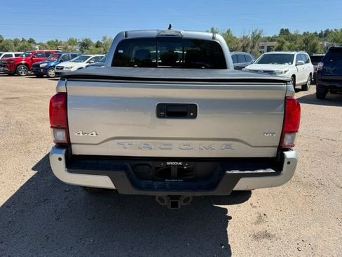 Used 2023 Toyota Tacoma SR5 AWD/4WD image 5