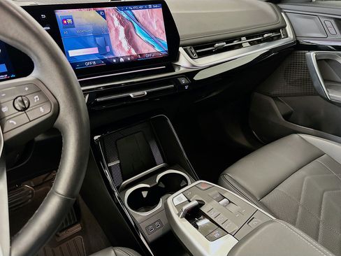 Used 2025 BMW X1 xDrive28i image 25