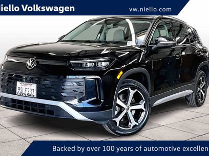 Used 2025 Volkswagen Tiguan SE