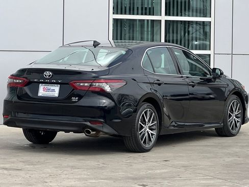Used 2023 Toyota Camry XLE w/ Cold Weather Package image 4