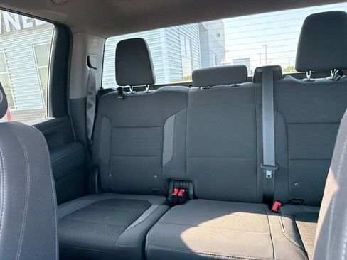 Used 2022 GMC Sierra 2500 SLE w/ SLE Value Package; AWD/4WD image 19