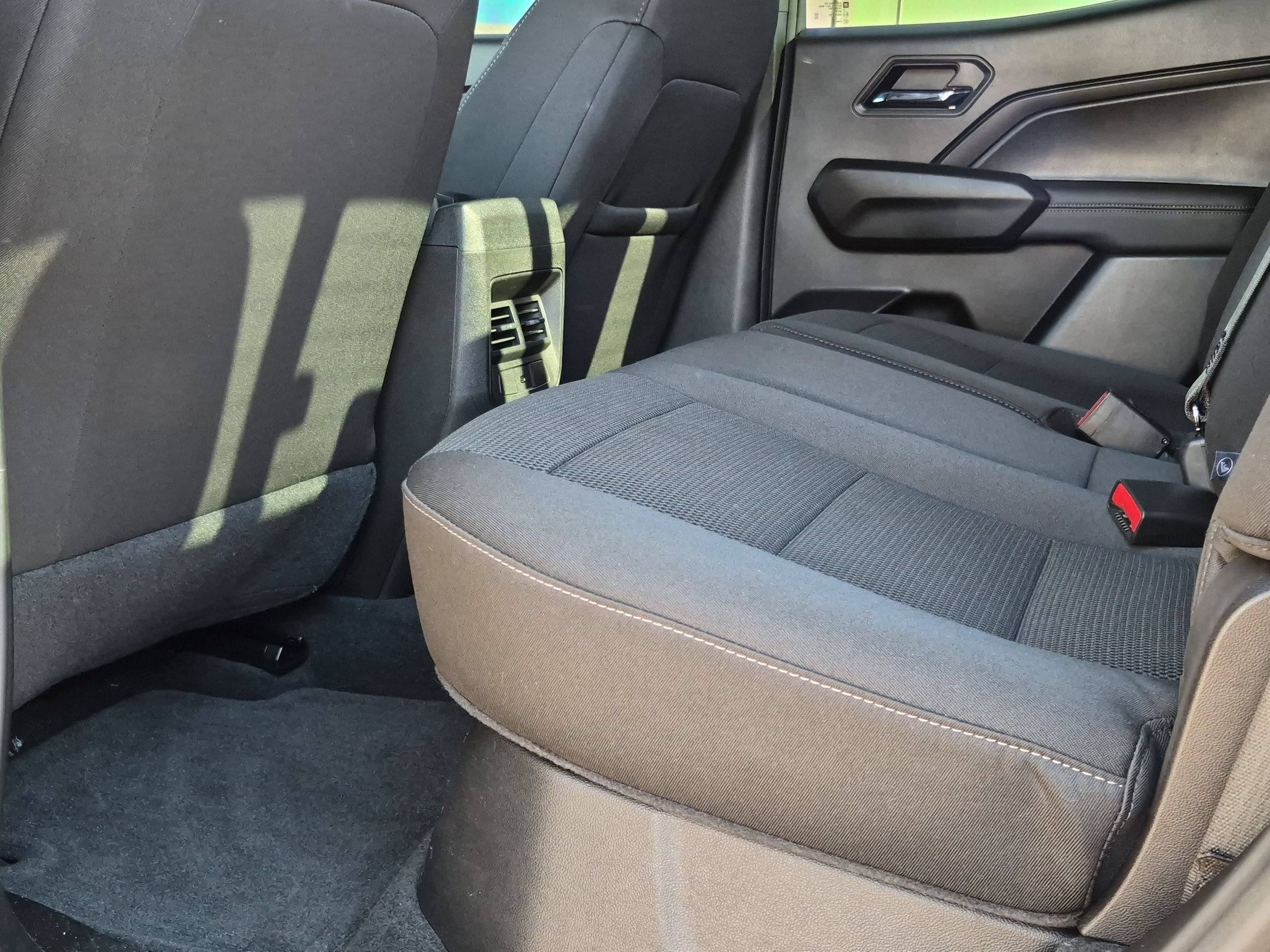 Used 2025 GMC Canyon Elevation RWD image 24