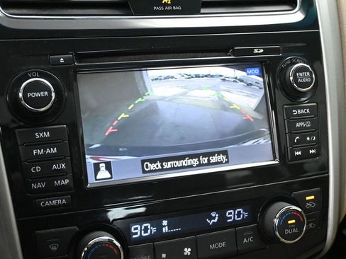 Used 2015 Nissan Altima 2.5 SL w/ Technology Package image 29