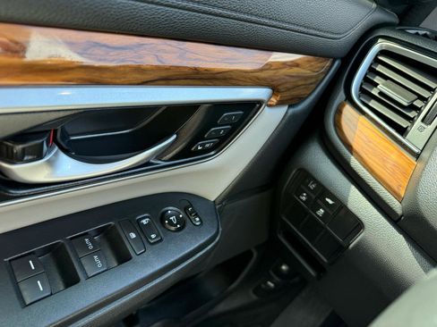 Used 2019 Honda CR-V EX-L image 31
